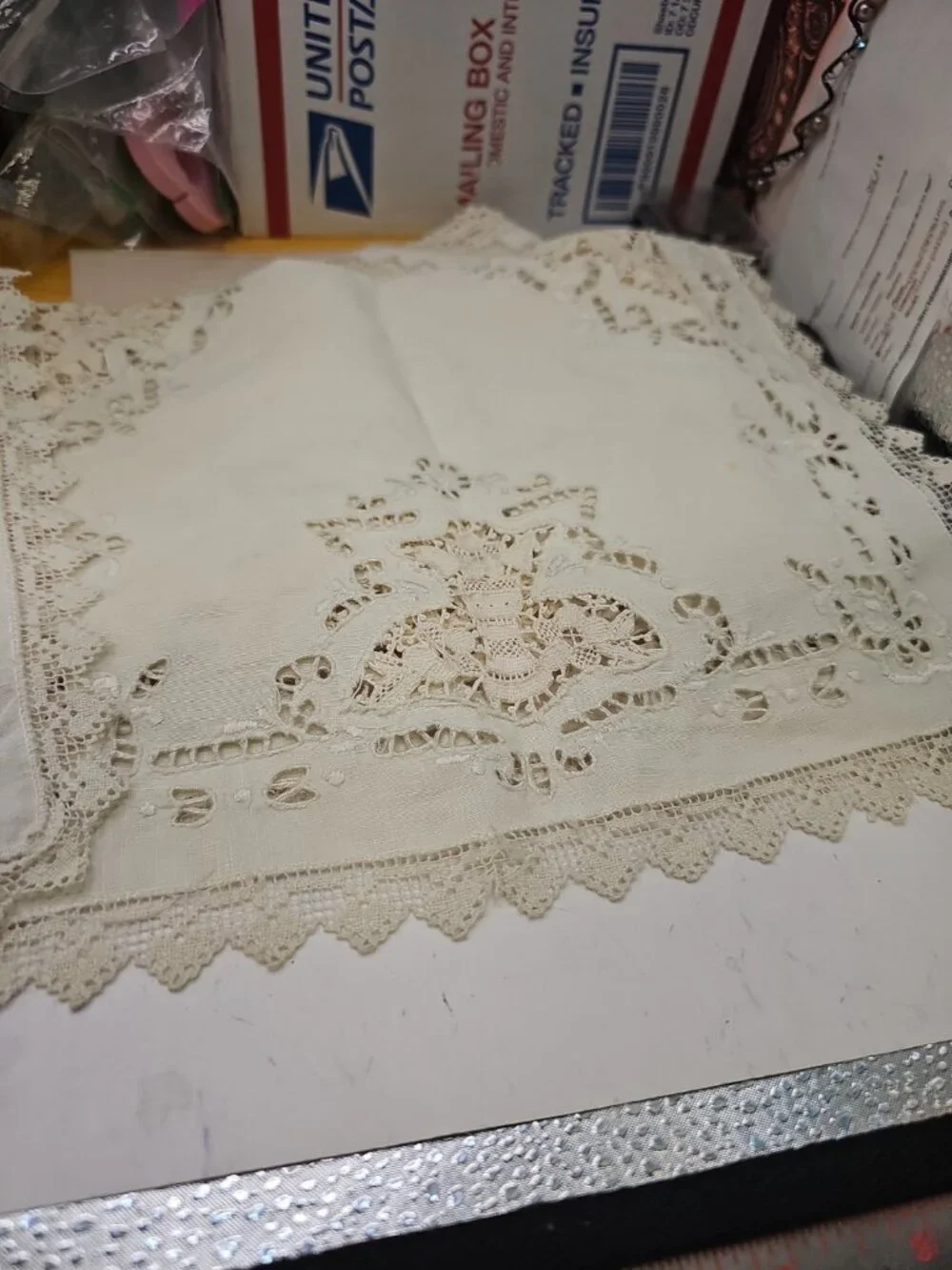 Dollies Lace Borders White & Off White Lot Of 10 Eyelet Placemats Cutouts Linen